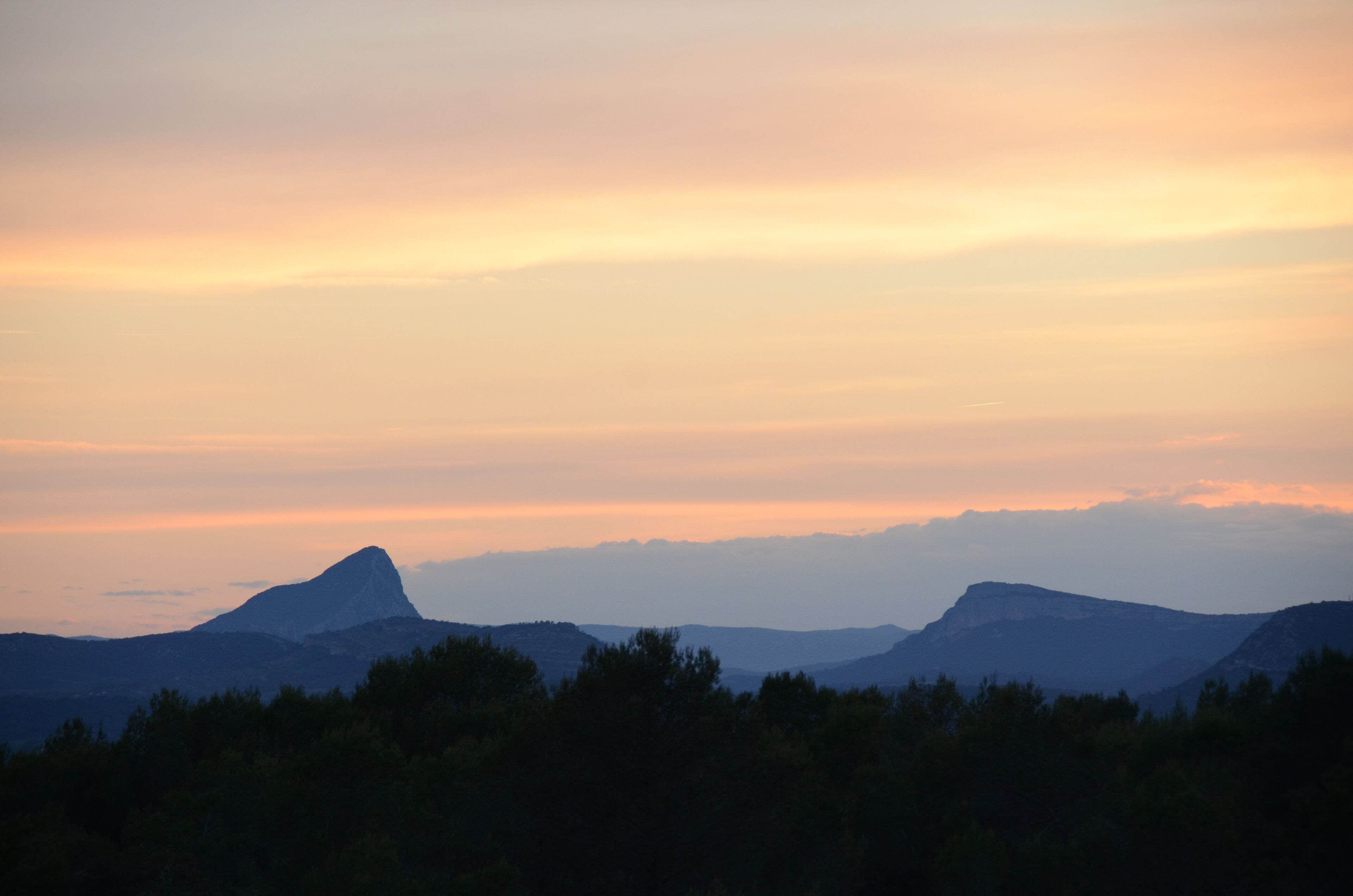 Wonderfull scene at PicStLoup 658m and Montagne d'Hortus 512m as seen from Junas