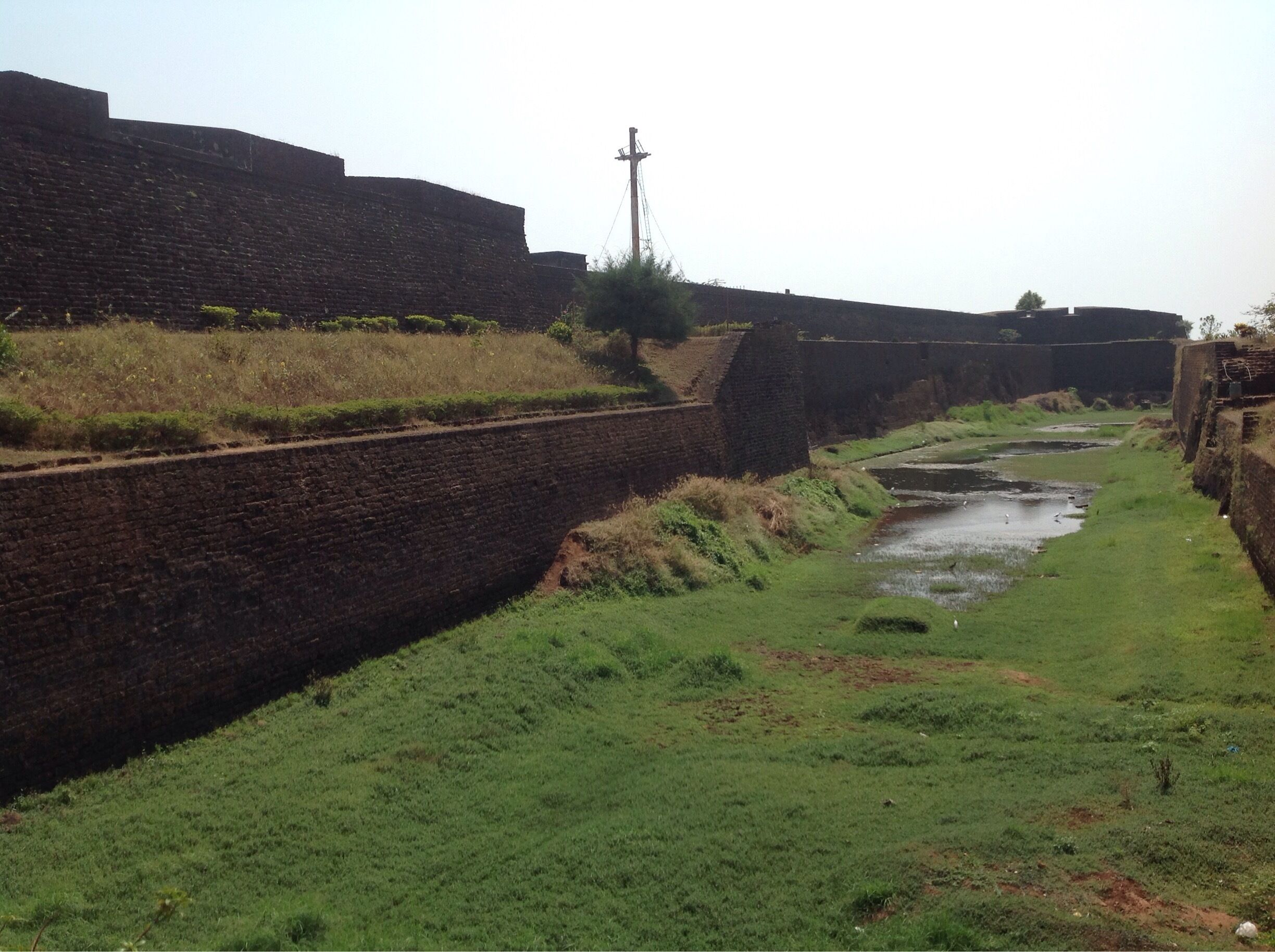This fort has seen many rulers , the Dutch,the Portuguese,the English.....and so goes on the list.