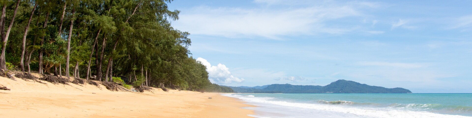 Maikhao Beach / Phuket / Thailand; Shutterstock ID 455711950; Purchase Order: SP-2390; Order Number: Content Innovations EOY spend ; Client/Licensee: Hotels.com - Lee Ban Twan; Job: Hotels.com Go Guid