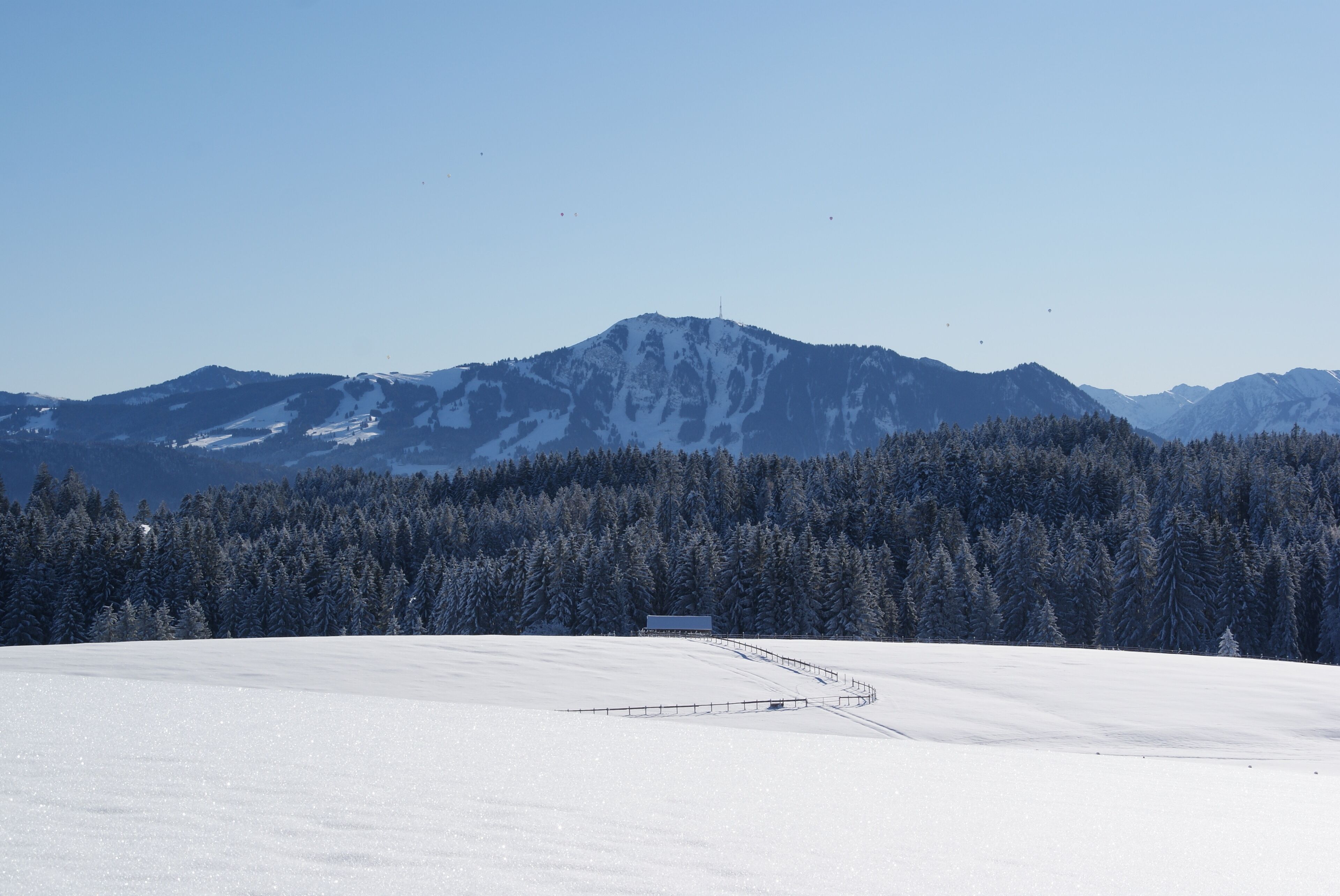 Ballons über dem Grünten