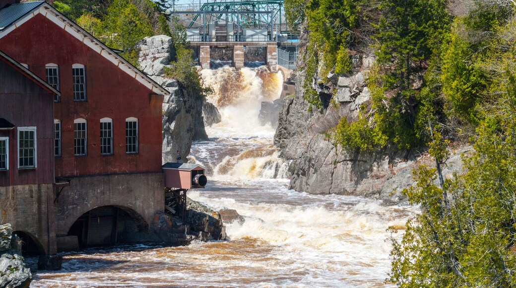St George Magaguadavic River in Flood Stage
