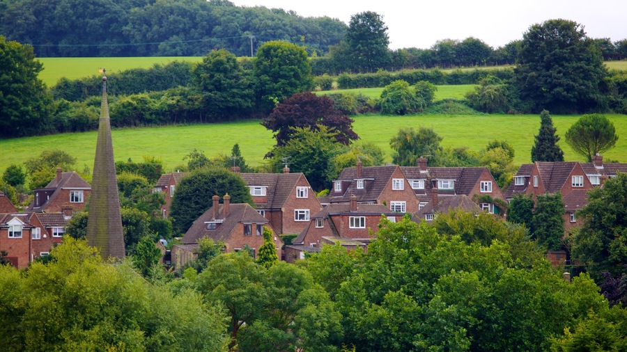 Eynsford which includes heritage architecture, a house and a small town or village