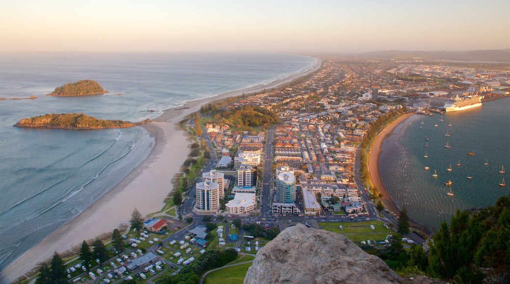 Mount Maunganui featuring a city, a coastal town and a beach