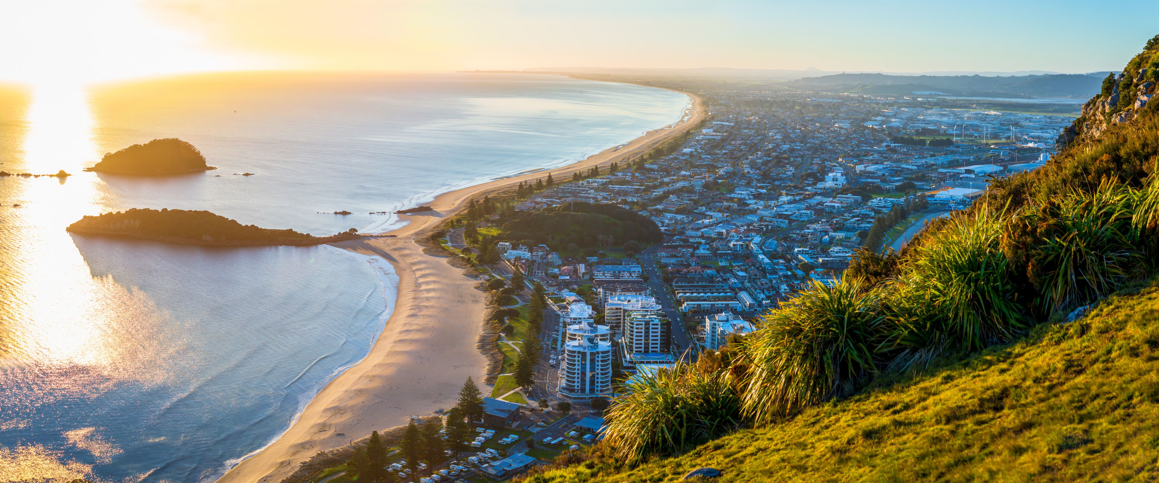 Sunrise from Mount Maunganui summit