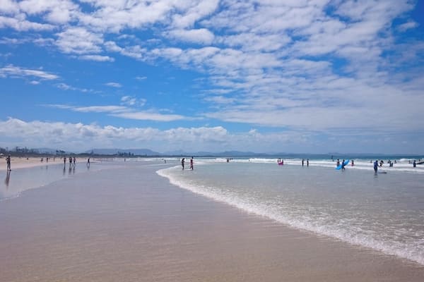 Enjoy the beauty of Byron Bay over Xmas and New Years by camping in front of the beach in the camping grounds. Ensure that you book in early as it gets really busy due to the Falls Festival
#lifeatexpedia #beaches