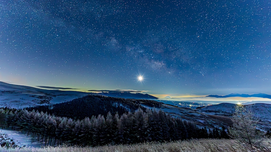 冬の霧ヶ峰 天の川と月 八ヶ岳 霧氷 絶景