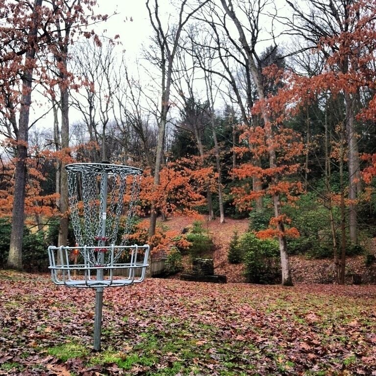 Practice hole at Oil City DGC #discgolf #nature #pennsylvania