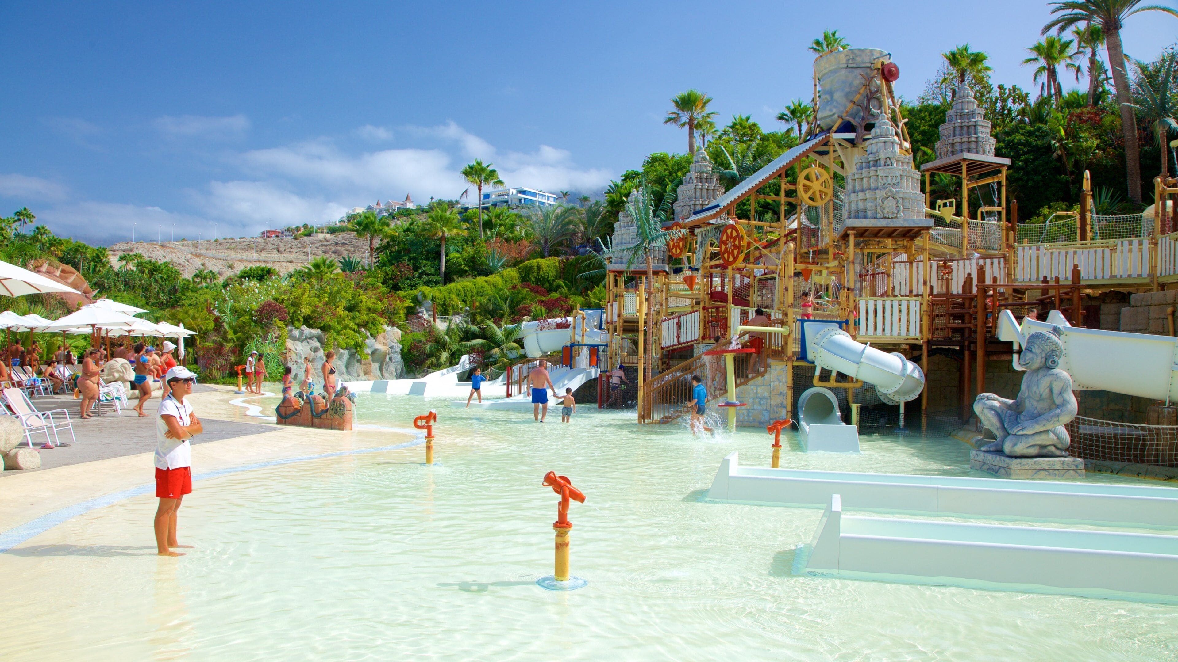 Siam Park which includes a waterpark