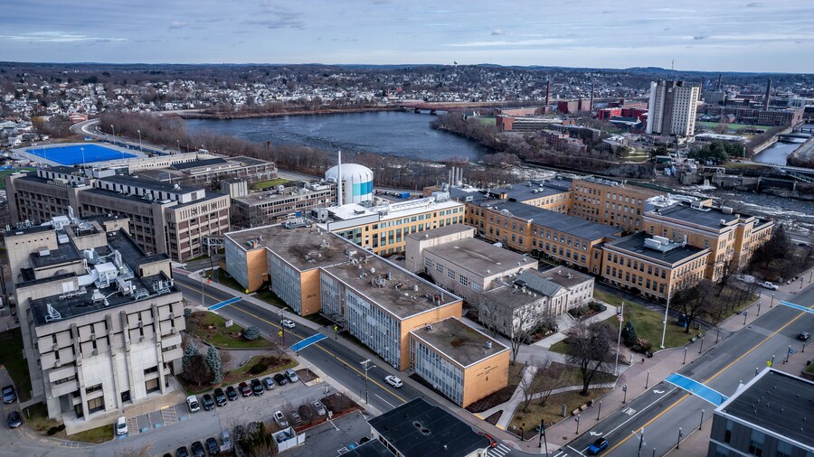 Universidad de Massachusetts Lowell