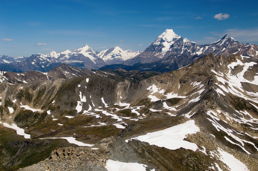 Aerial View of Rocky Mountains between Valemount, British Columbia and Jasper, Alberta, Canada