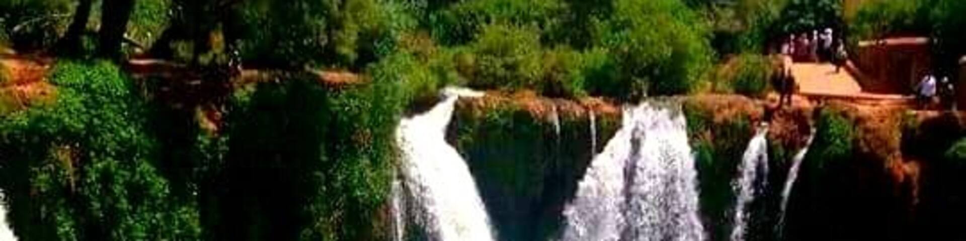 Cascade D'Ouzoud / Ouzoud Waterfalls: a beautiful sight to behold.
This is only the view from the top. It's a 3 level beauty, from below.