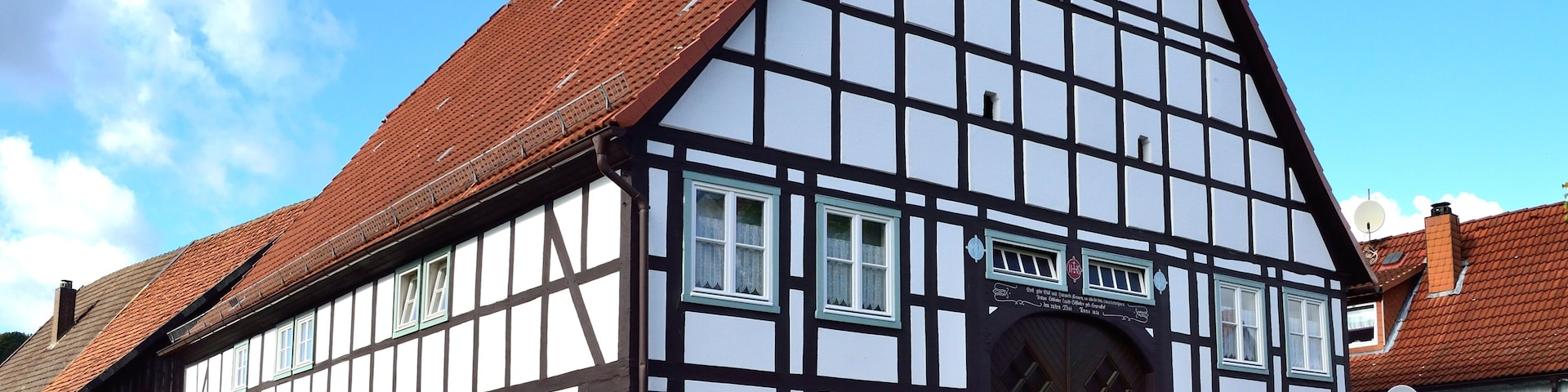 This is a photograph of an architectural monument. It is on the list of cultural monuments of Lügde, no. 111