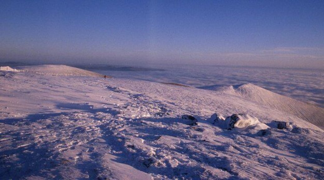 On Ben Cleuch. Southeast of the summit, looking down to The Law and a cloud inversion over the Forth.