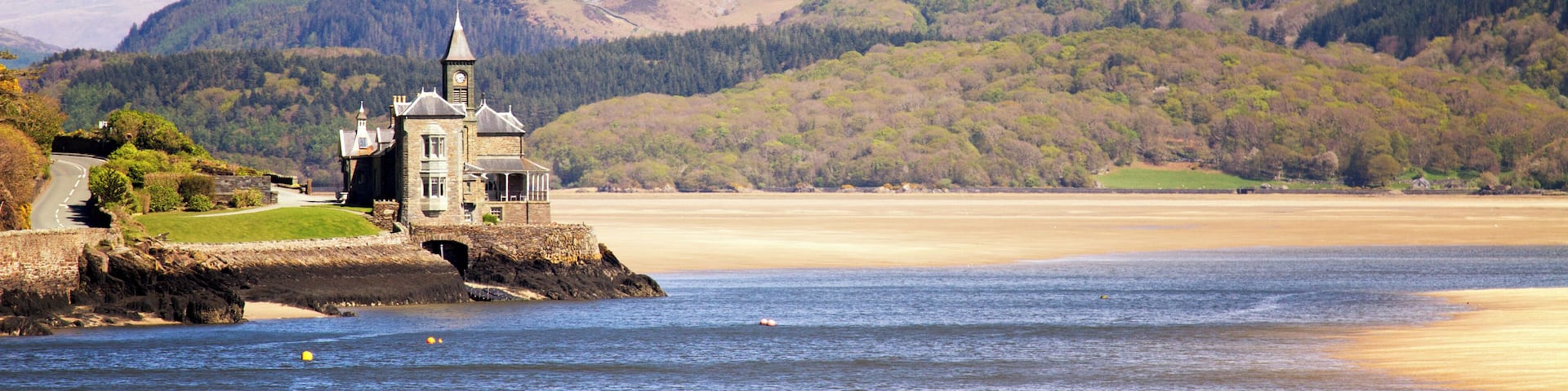 This is a photo of listed building number