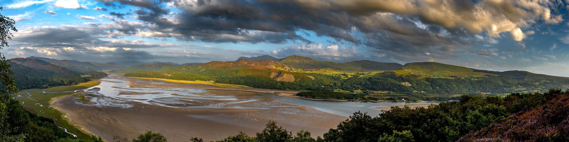 Mawddach River Estuary In Snowdonia National Park Near The City Of Barmouth In Wales, United Kingdom