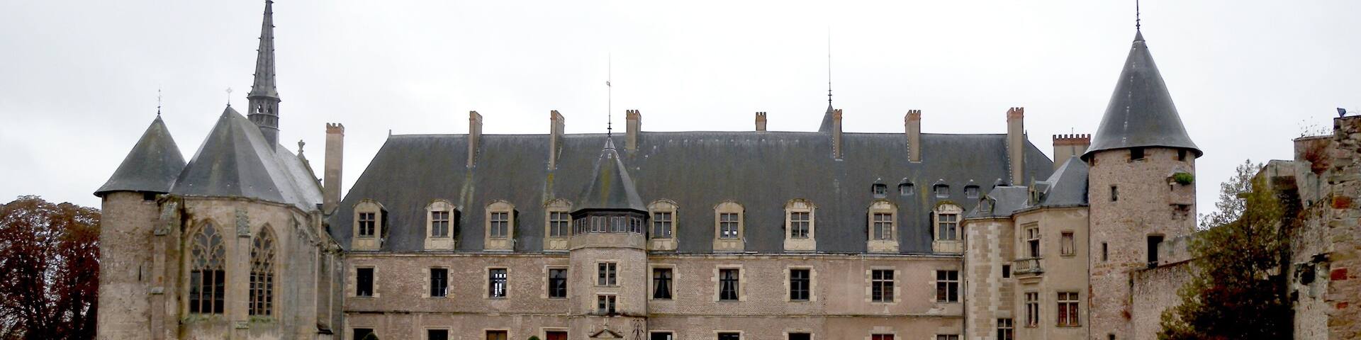 ChĂąteau de Lapalisse, Allier, France