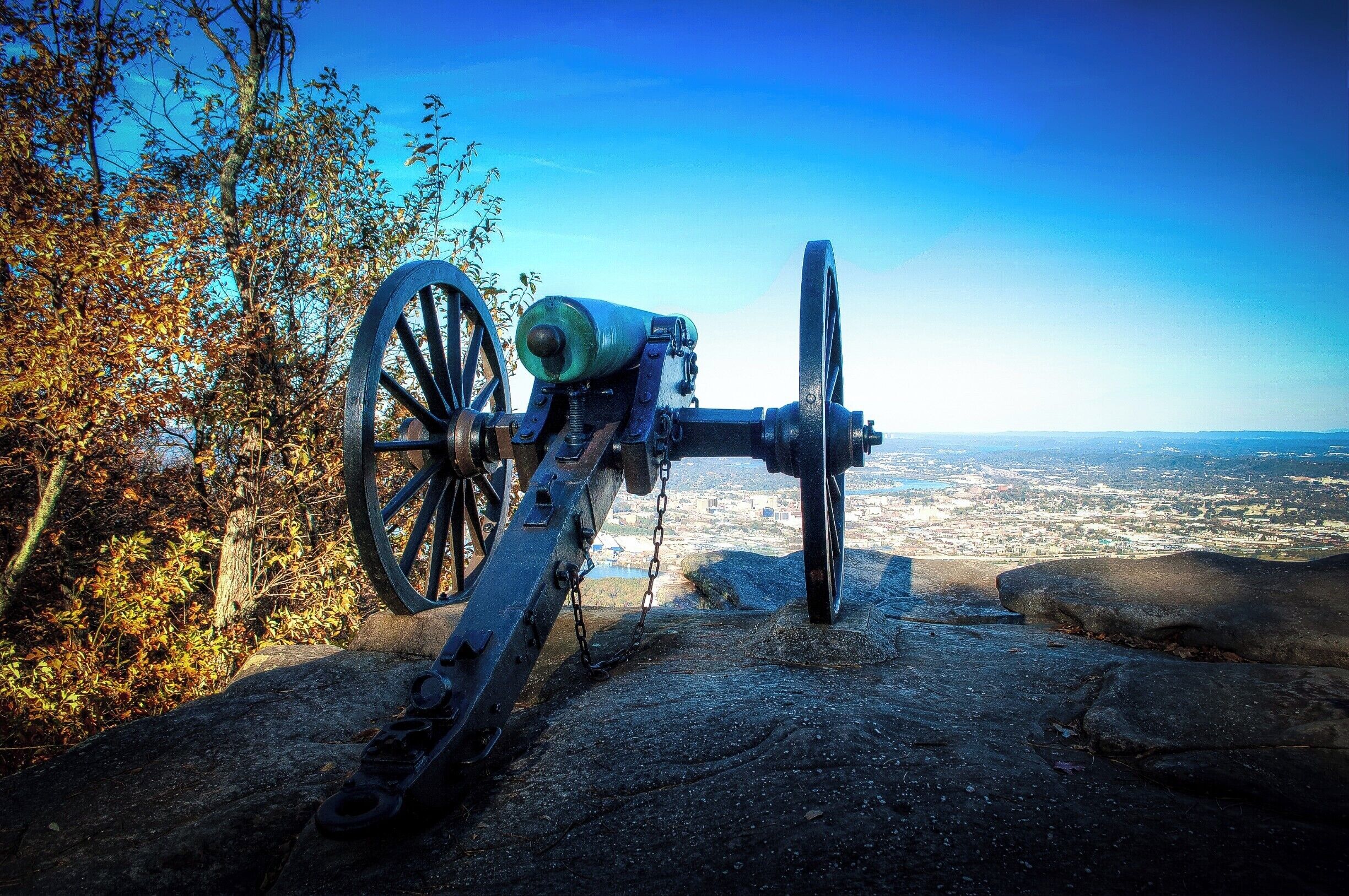 Point Park offers the most stunning views of downtown Chattanooga and the Tennessee River you will find.