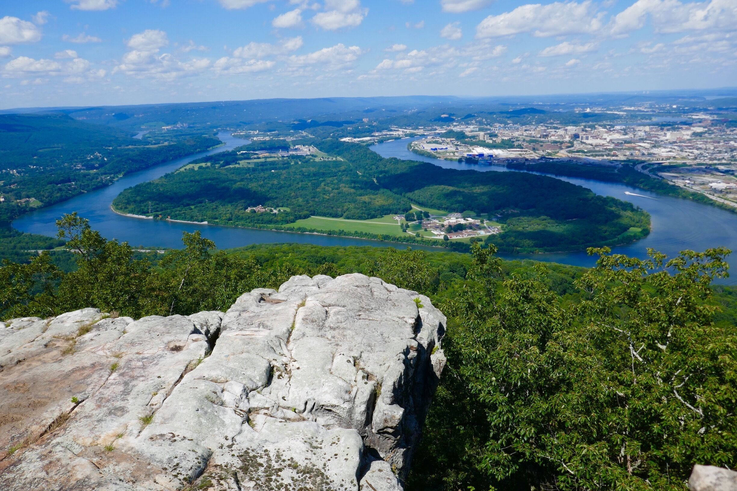 An easy hike with gorgeous views 