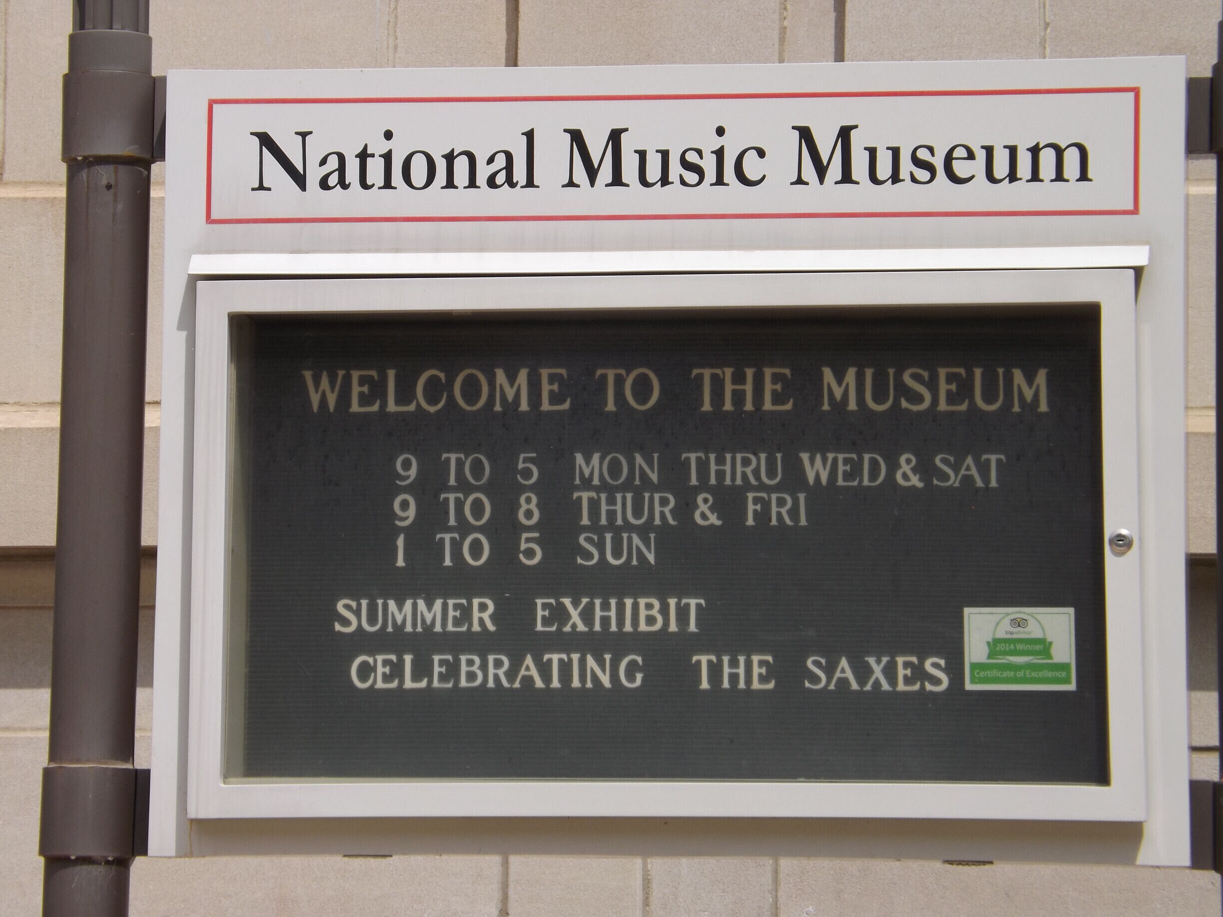 Housed within the University of South Dakota, in Vermillion. An extensive collection of world wide instruments. 