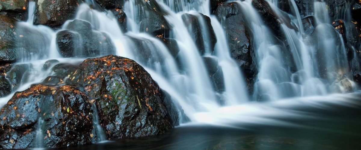 Minoo Park, outskirts of Osaka.
A beautiful haven for nature and scenery.
I spotted this mini waterfall while trekking.
Loved the calmness around this river. #waterfall #park #minoo #osaka #japan #nature #greatoutdoors