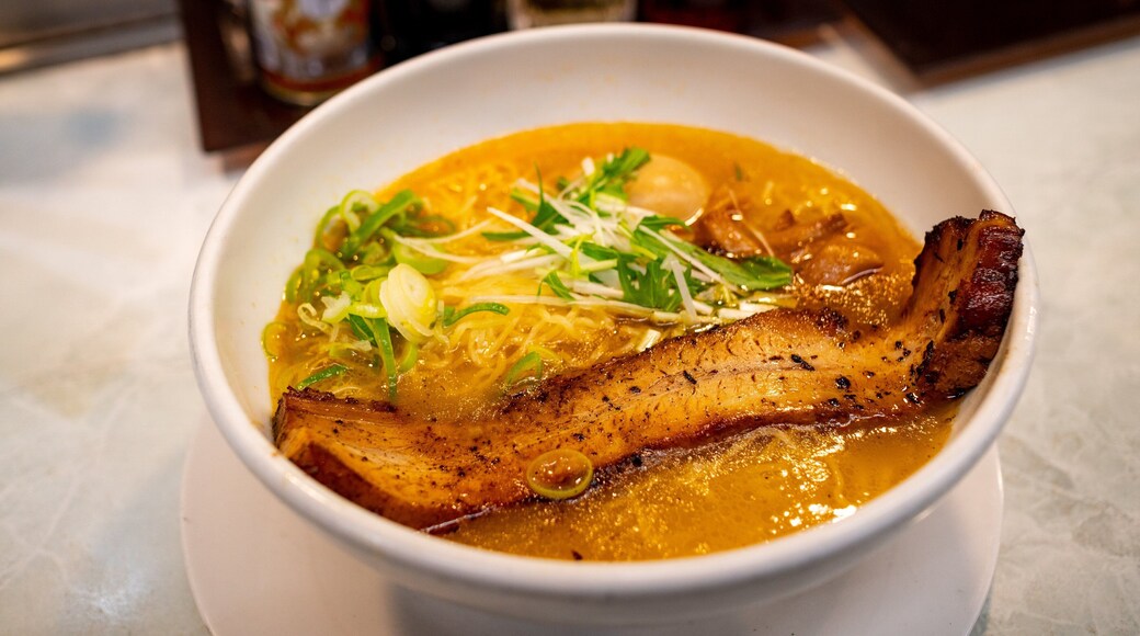 Nara featuring dining out and food