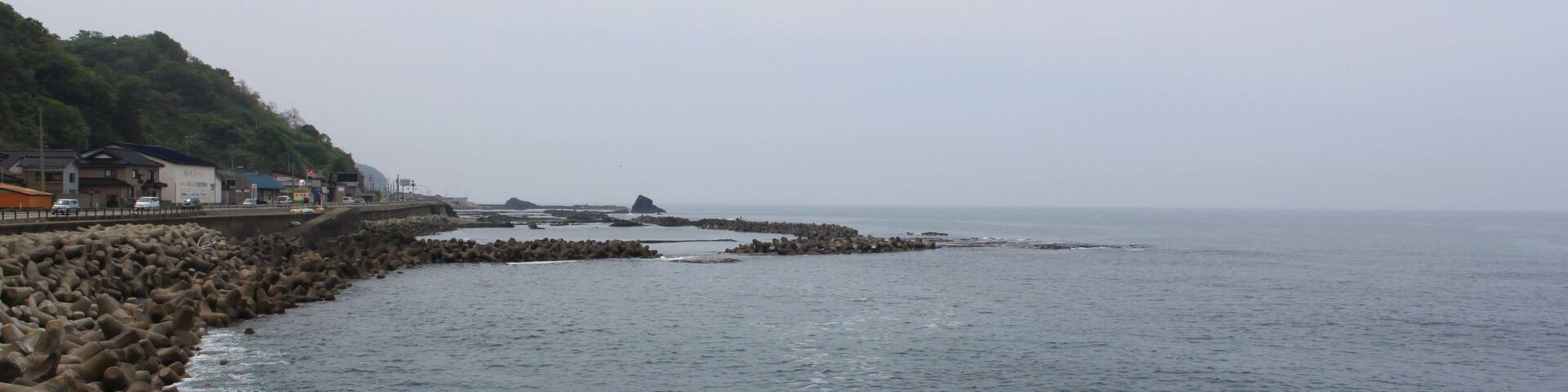 あつみ温泉駅付近の風景