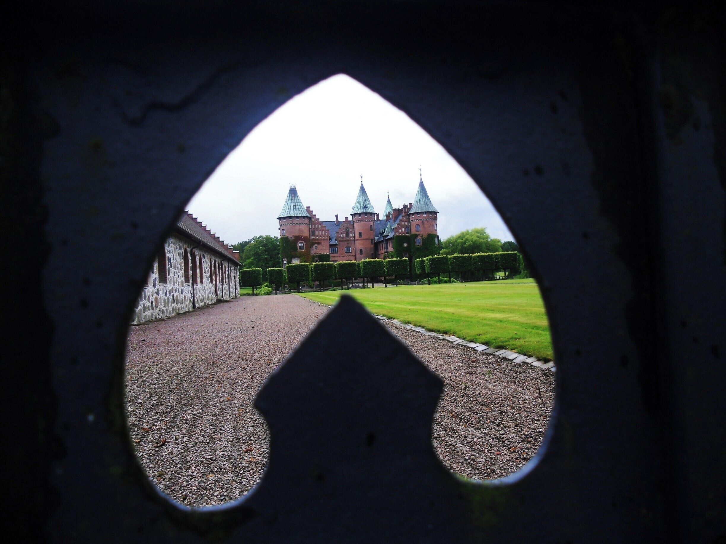 I took this through a fence , I thought it framed the castle in a more "magical" way. It is a very "fairytale" kind of place around here. So tranquil!