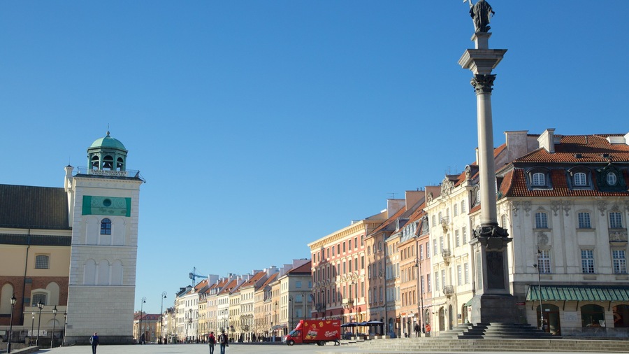 Sigismund\'s Column featuring a square or plaza and a monument