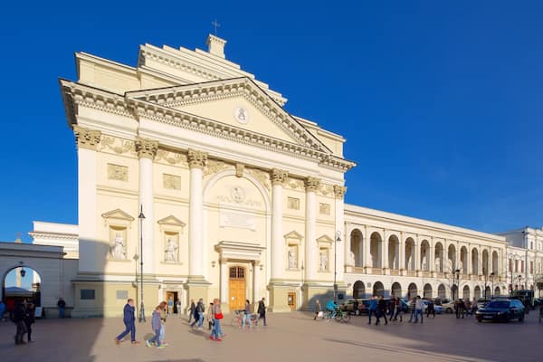 聖アン教会 どの含み 教会あるいは大聖堂, 遺跡・遺産 と 遺跡