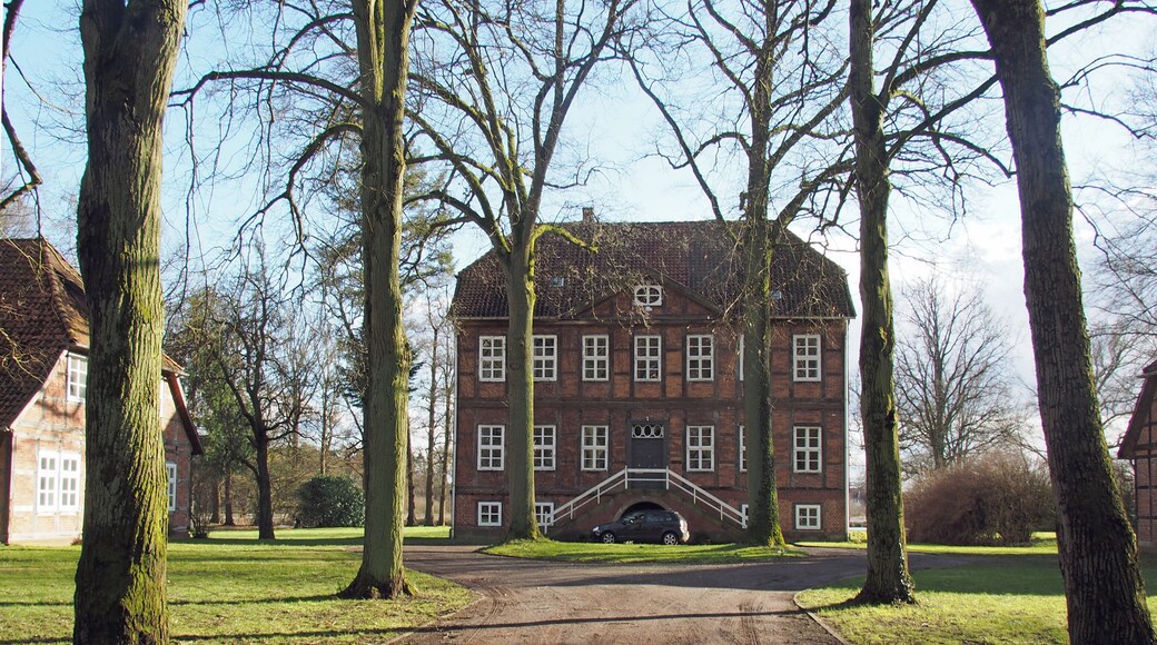 Denkmalgeschützter Gutshof "Rittergut I" in Eversen, Stadt Bergen (Niedersachsen)