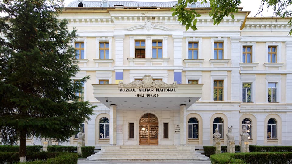 National Military Museum which includes heritage architecture and signage