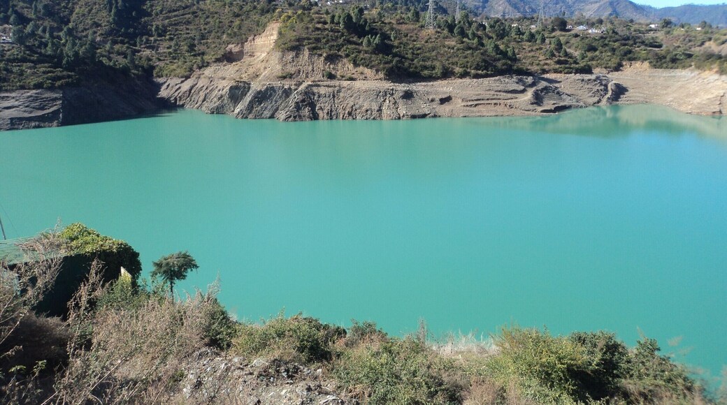 New Tehri Lake, Uttarakhand, India
#newtehri #tehri #tehrilake #lake #uttarakhand #india #hillstation