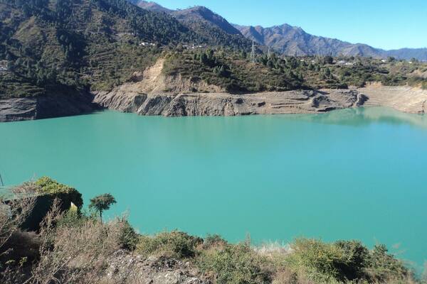 New Tehri Lake, Uttarakhand, India
#newtehri #tehri #tehrilake #lake #uttarakhand #india #hillstation