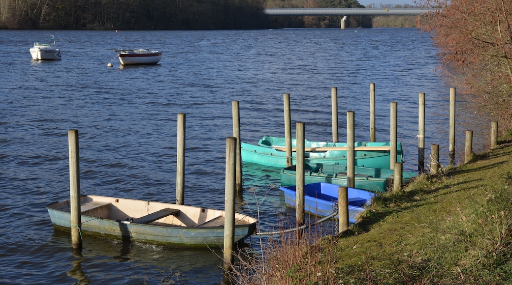 Pont-autoroute de l'Erdre et port des Charettes