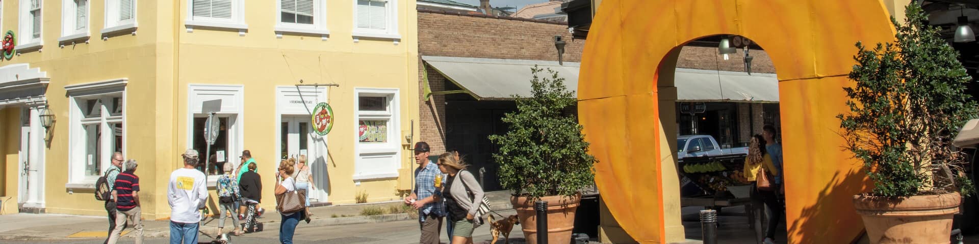 NewOrleans_FrenchMarket_6139839-2