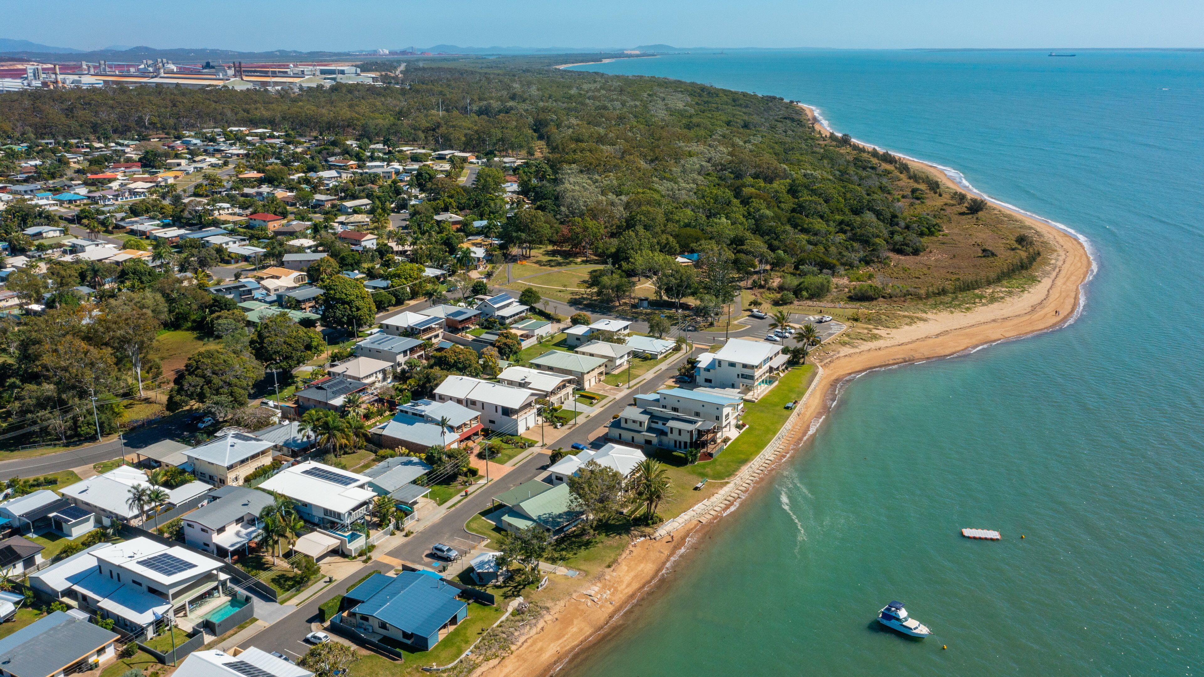 Boyne Island showing general coastal views, landscape views and a coastal town