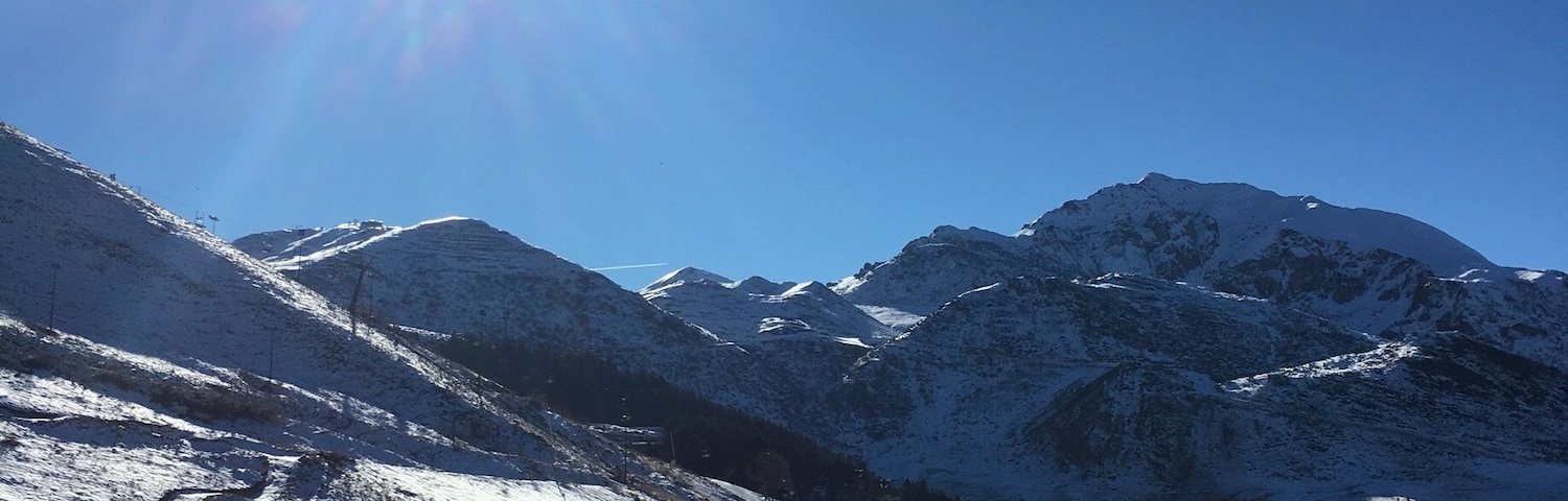 Sunny Italian skiing. With Bombadinos!