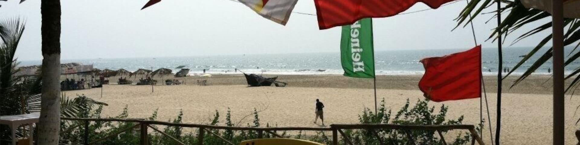 Beach and food= perfection