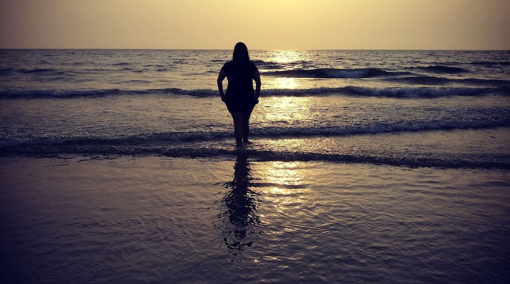A quiet moment at the serene private beach of Zuri Whitesands Resort!
#BeachBound #BruisedPassports