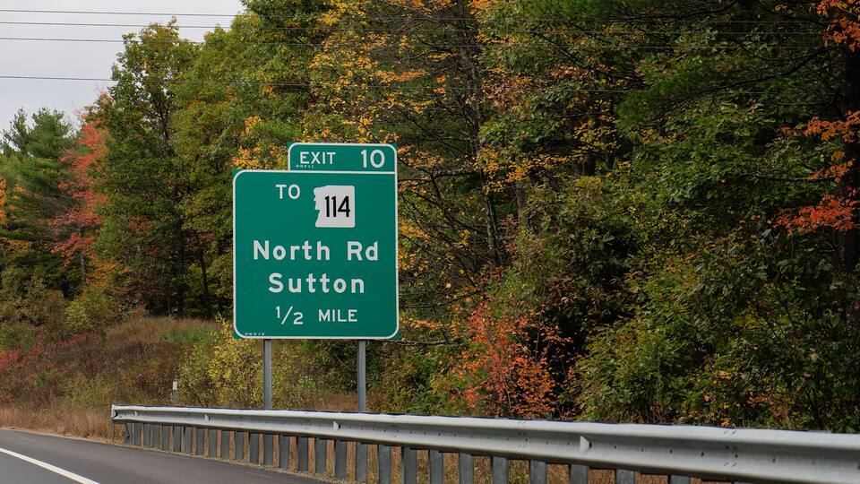 exit sign on Interstate 89 for Exit 10 for NH-114 toward North Road and Sutton, New Hampshire