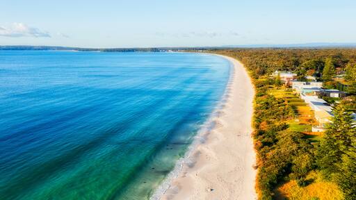 D Callala bay edge to south low