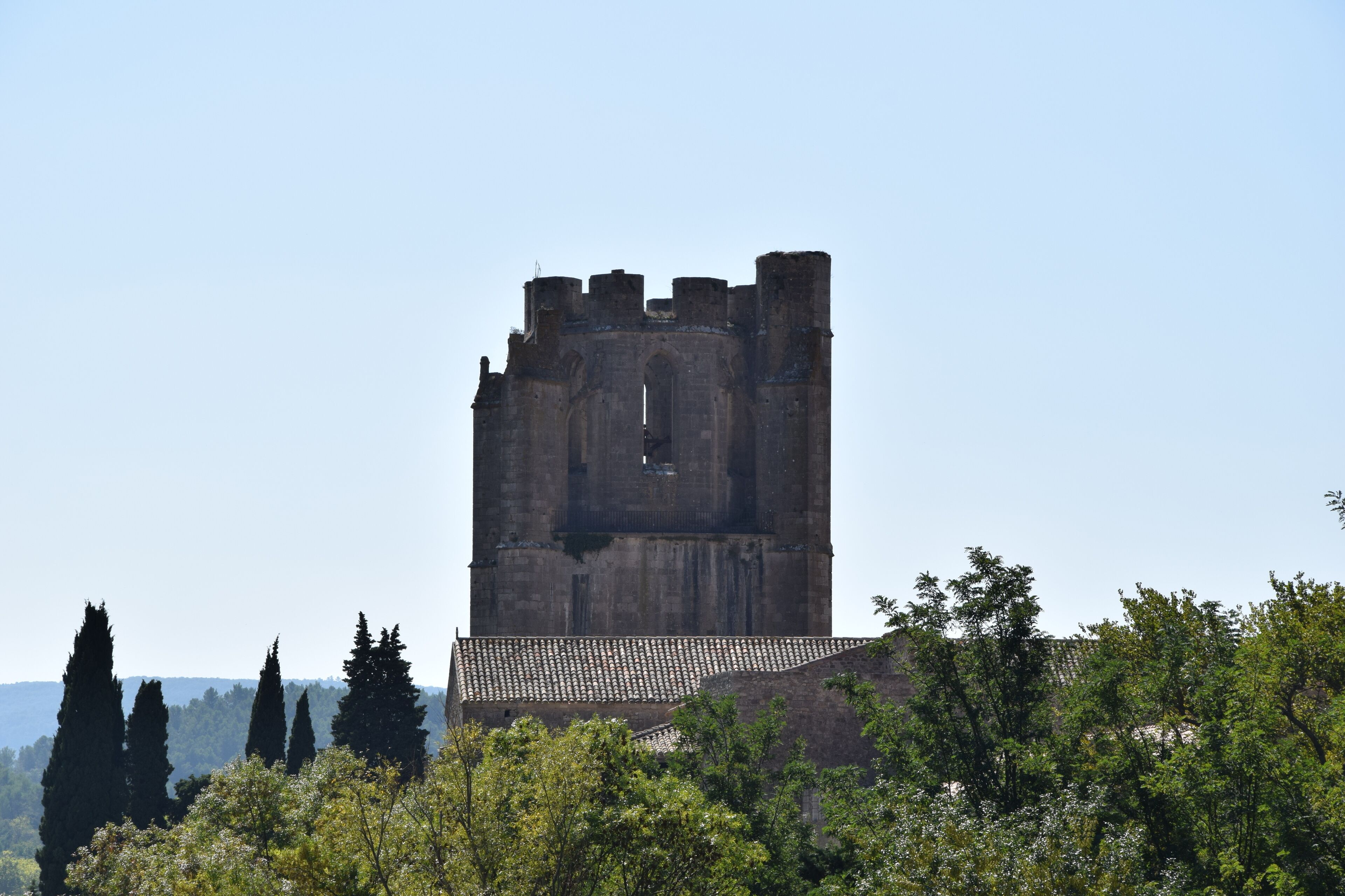 This building is indexed in the Base Mérimée, a database of architectural heritage maintained by the French Ministry of Culture, under the reference PA00102711 .