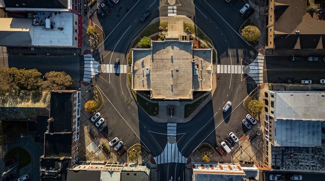 Top down drone view of the roundabout around Hardin county courthouse in Elizabethtown, Kentucky