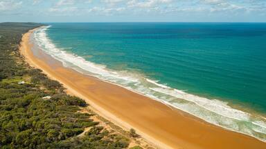 Agnes Water which includes landscape views, general coastal views and a sandy beach