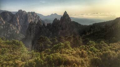 The refuge di I'Paliri was my last night's stop on the GR20. After backpacking for two weeks I was nearly done and the lovely sunrise views did not disappoint