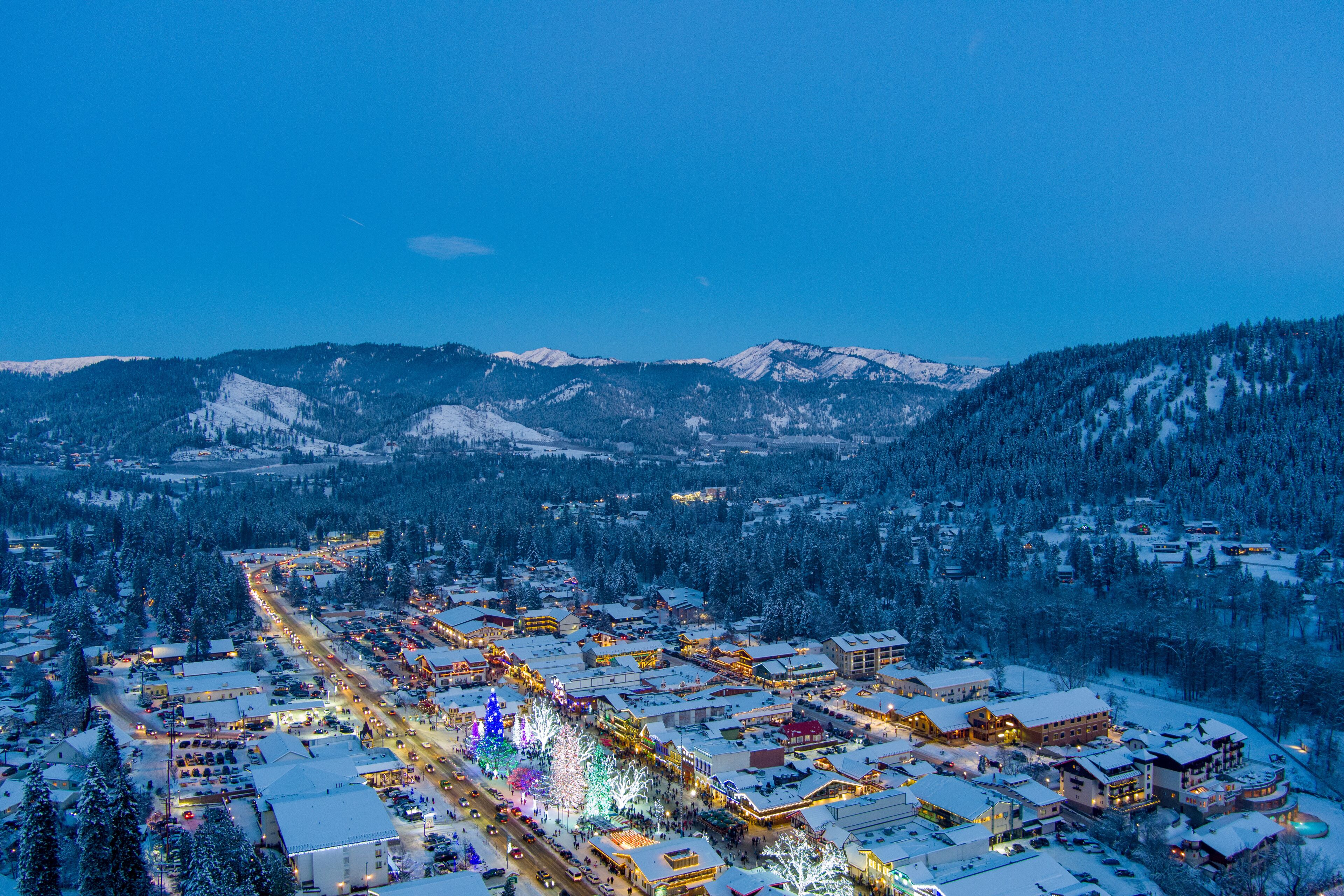 Aerial view of Leavenworth, Washington at twilight 