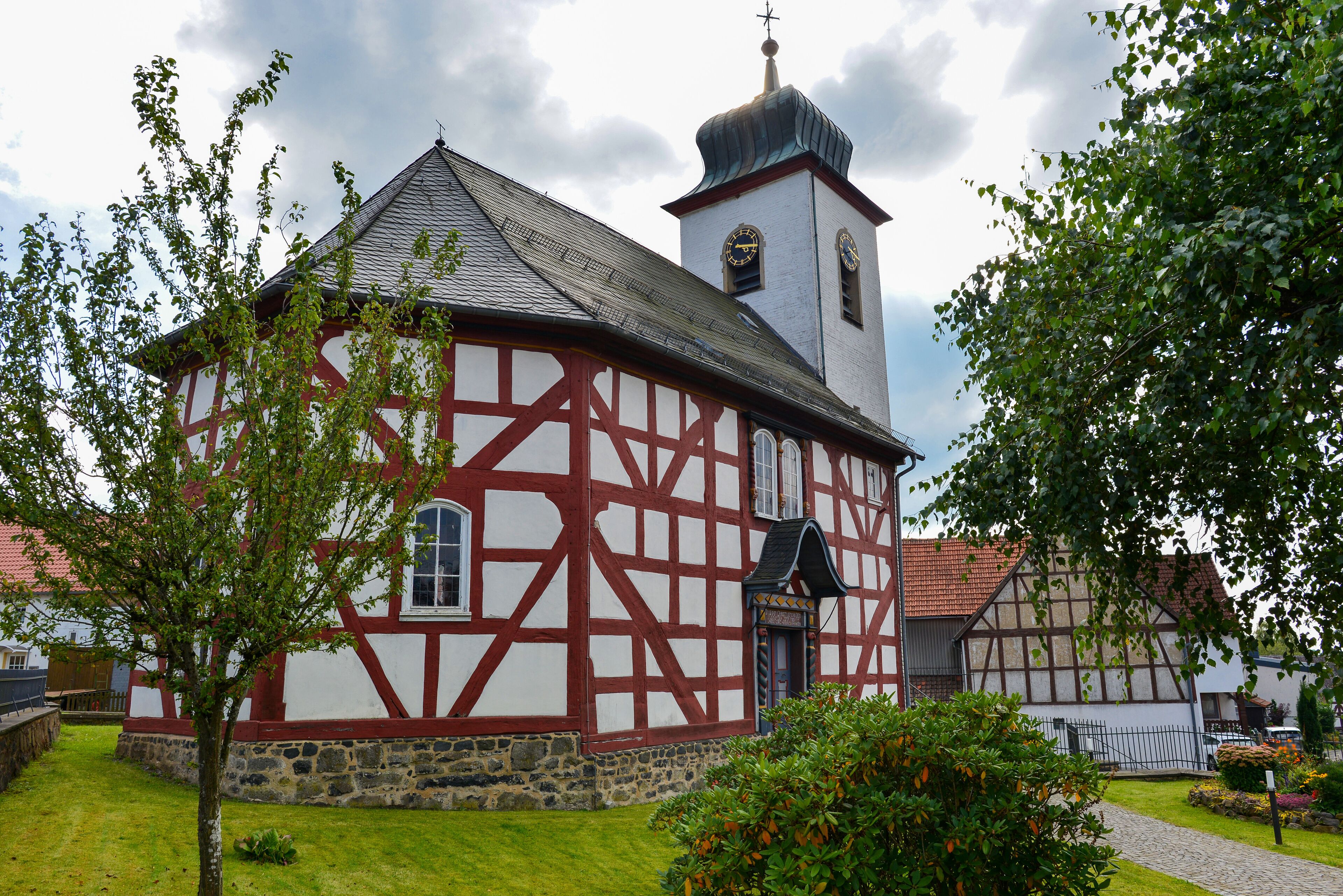 Kirche Breungeshain im Stadtteil von Schotten im Vogelsbergkreis / Hessen