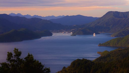 After walking all day in the rain #springfun #troveon