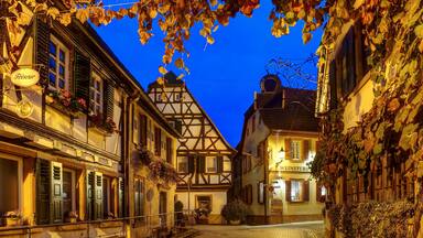 Weinort Sankt Martin in der Pfalz am Abend