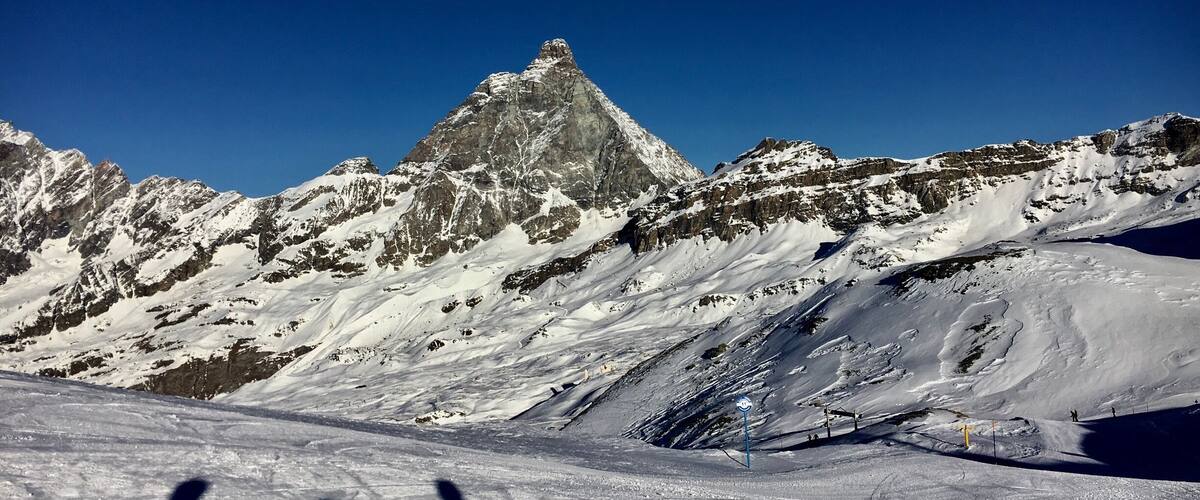 The Breuil-Cervinia Valtournenche Zermatt area is one of the largest in the Alps, with a varied “domaine skiable” beyond compare, which stretches through three valleys in two countries, Italy and Switzerland 
#LifeAtExpedia